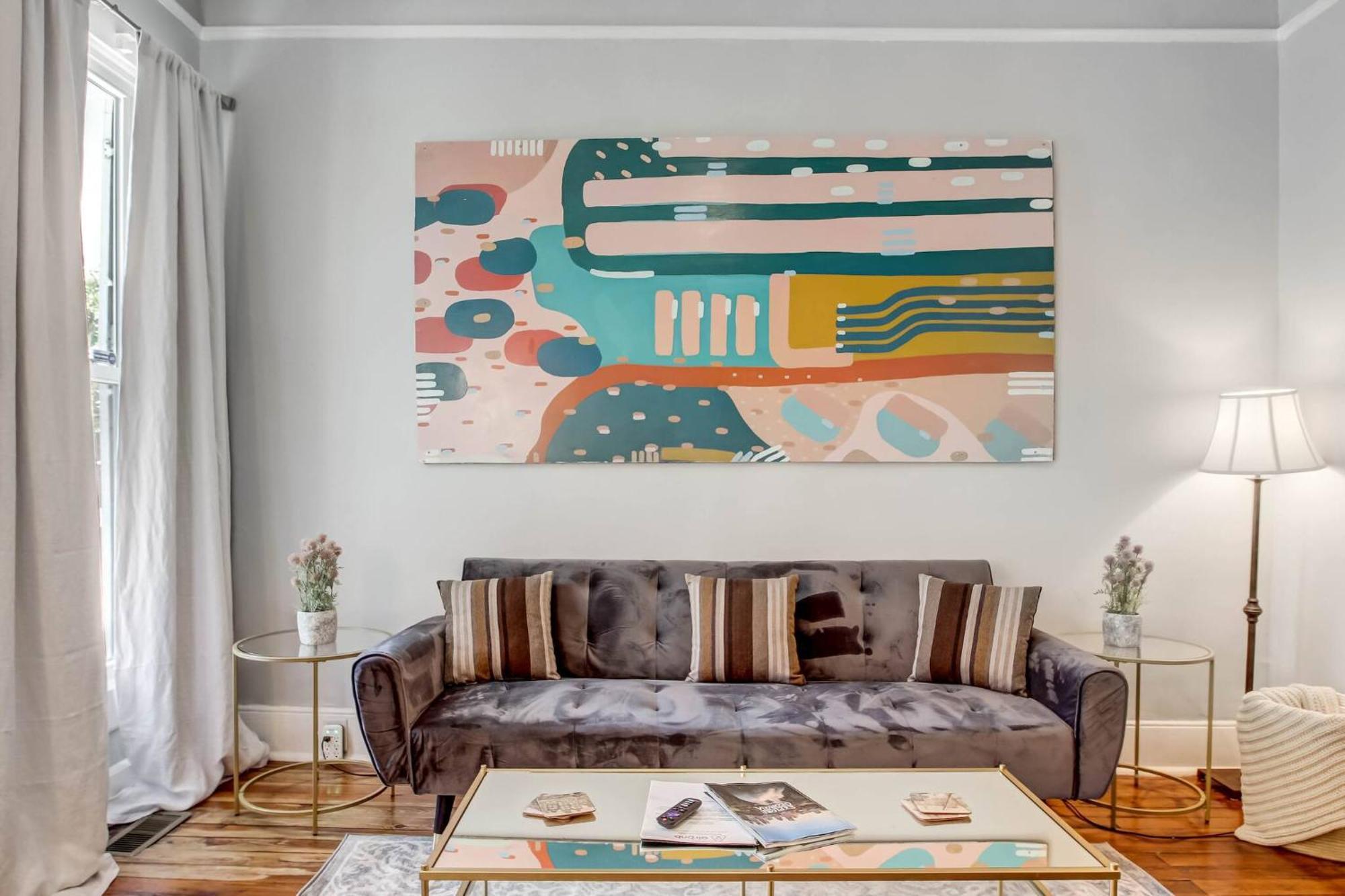 Park Side 3 Bdr Duplex With Backyard Downtown Holiday home *